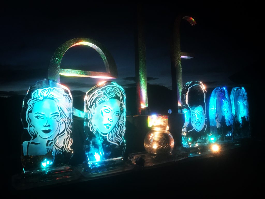 Elf cosmetics Live Ice Carving Display at Trophy Lodge Iceland Golden Circle