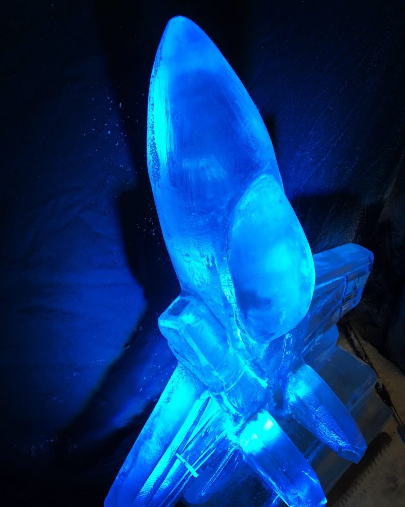 Plane Ice Luge / F15 Ice Sculpture Vodka Luge Ice Carving for USAF at RAF Lakenheath