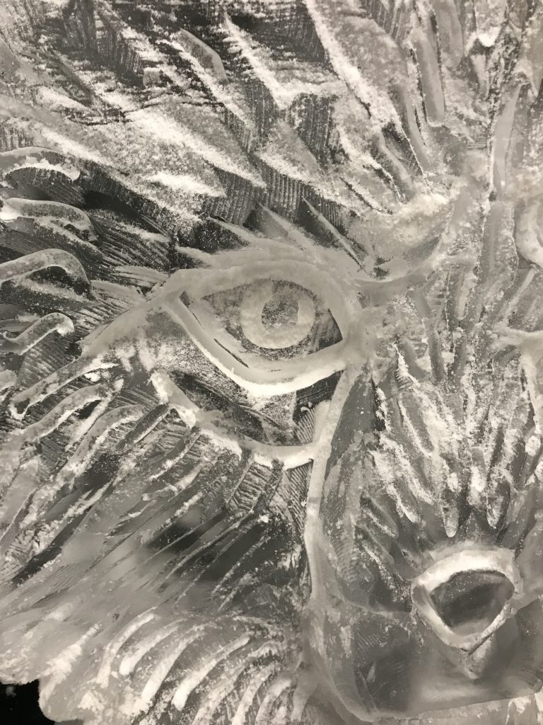 Wolf Ice Sculpture Vodka Ice Luge