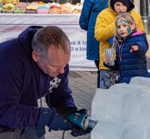 Christmas Market Live Ice Sculpture Carving Display in Aldershot and Farnham