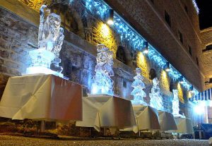 Live ice sculpture carving show at Oxford Christmas Market