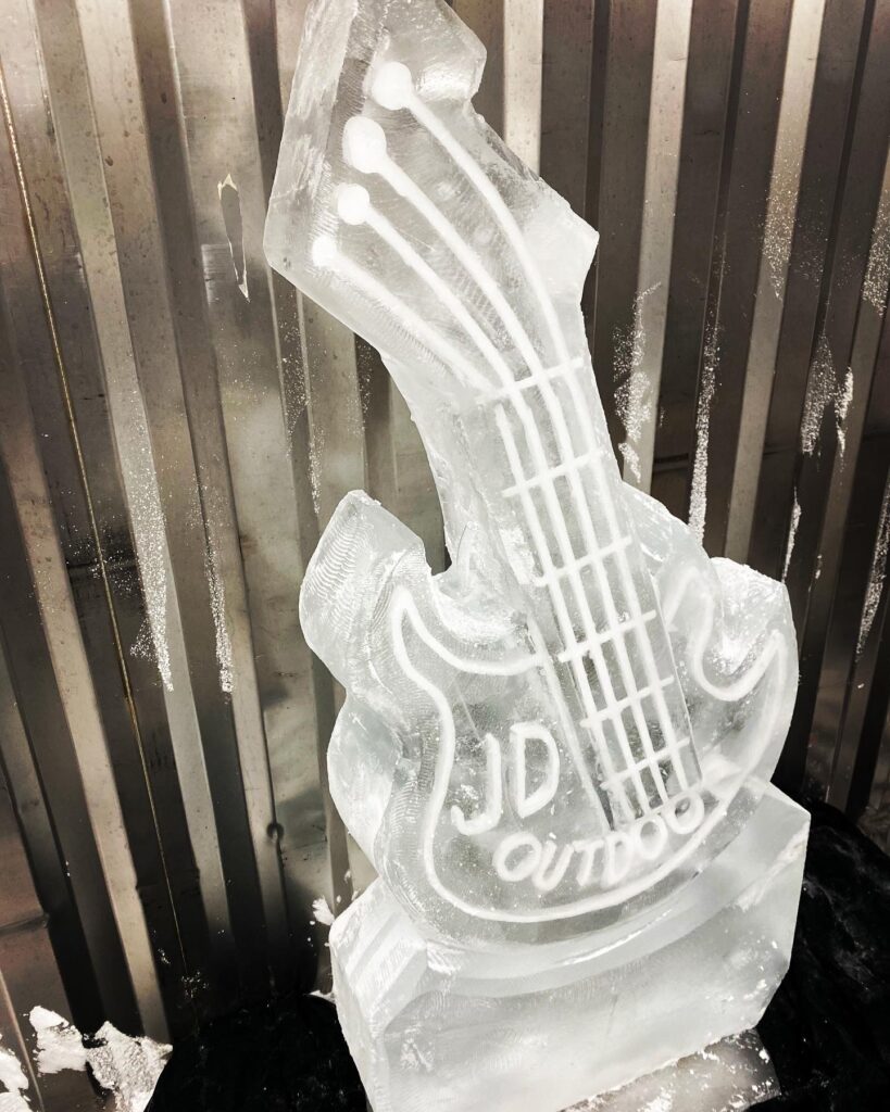 Guitar Ice Luge / Guitar Ice Sculpture / Guitar Vodka Luge