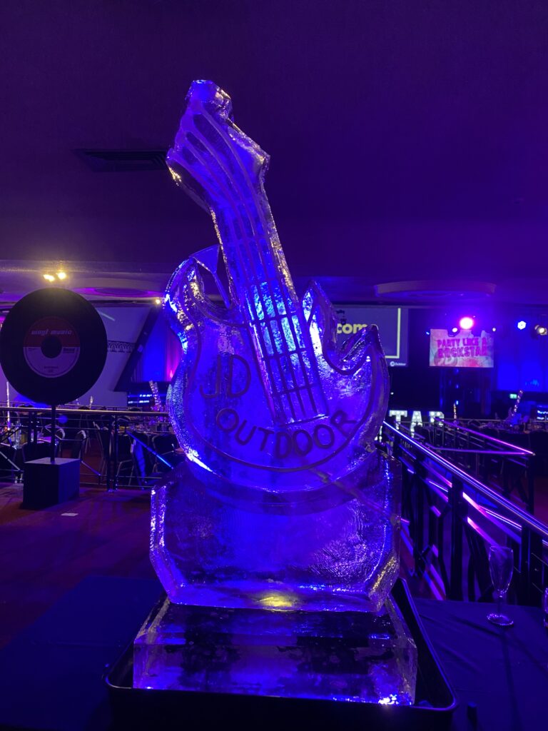 Guitar Ice Luge / Guitar Ice Sculpture / Guitar Vodka Luge