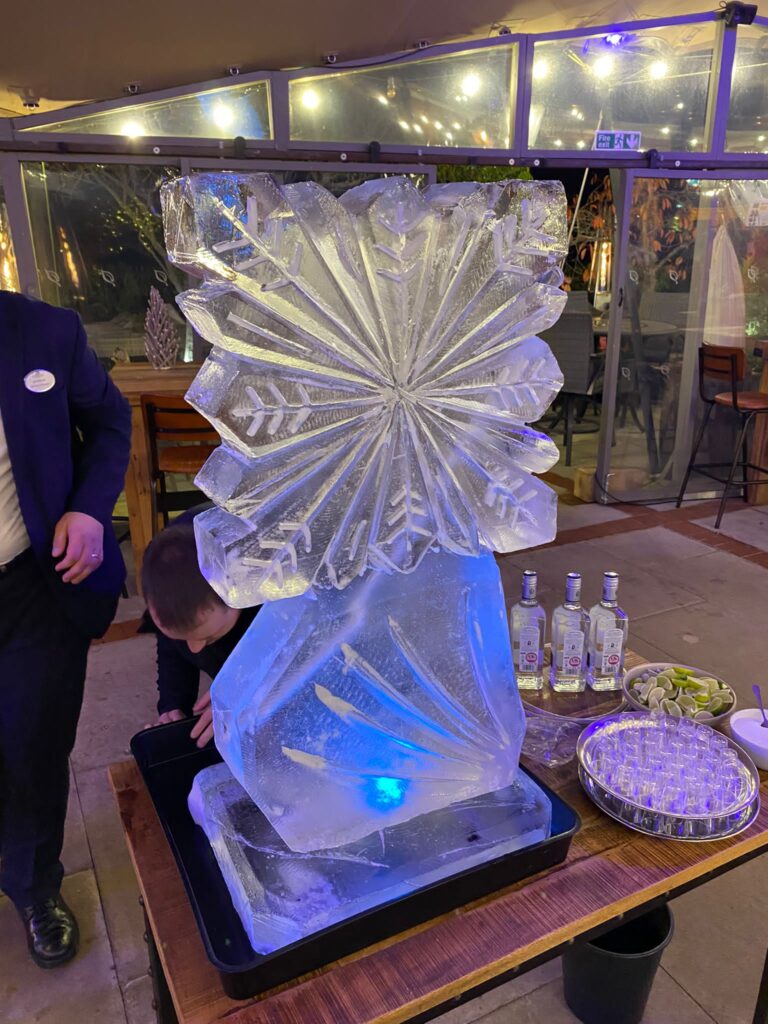 Snowflake ice luge / Snowflake ice sculpture