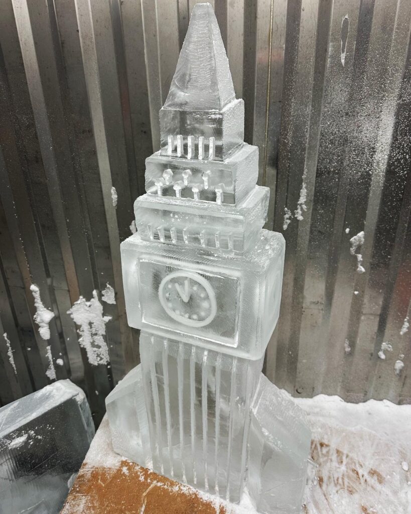 Big Ben ice luge, Big Ben ice sculpture