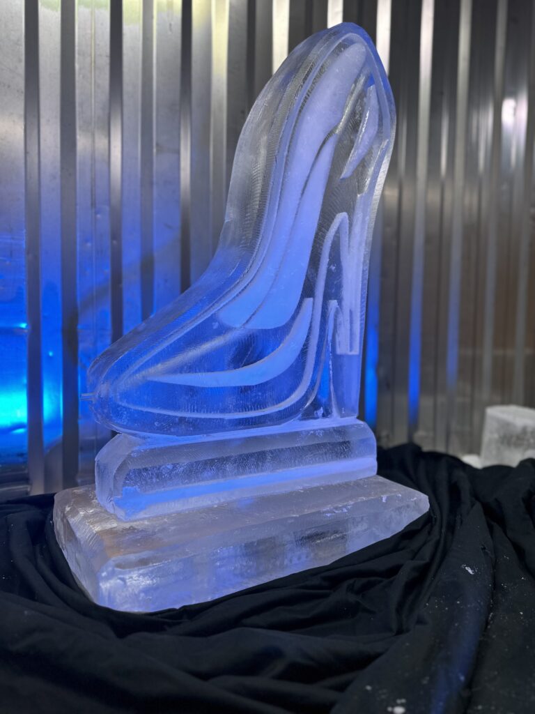 Stilleot Vodka Luge - Stilleto Ice Luge