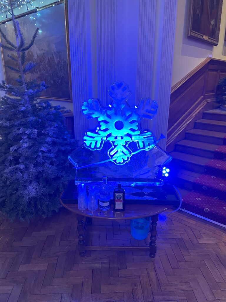 Snowflake vodka luge - Snowflake ice sculpture